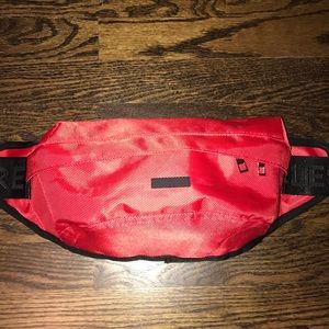 YOUNG & RECKLESS Racing Fanny Pack - Red